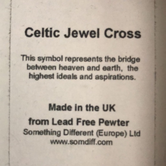 Celtic criss pin - Picture 4 of 5